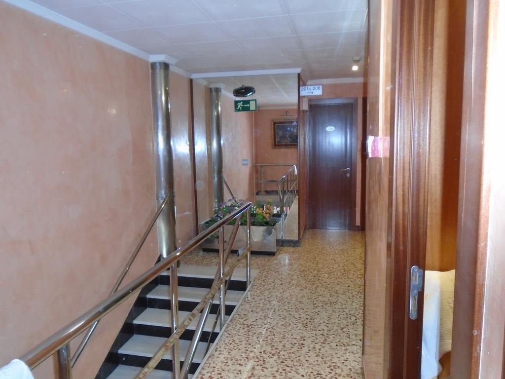 Hostal Fonda Galicia Кардедеу Экстерьер фото